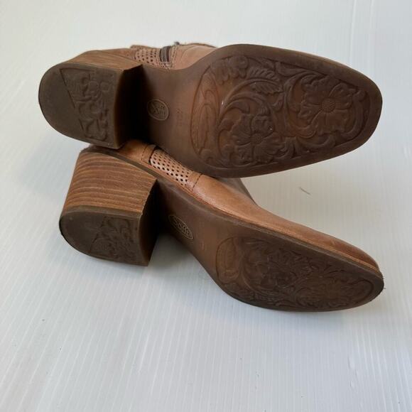 Sofft Chantey light brown stacked heeled boots size 10 women’s side zip closure - Picture 9 of 13
